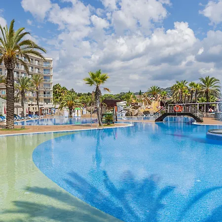 Costa Encantada & 4*